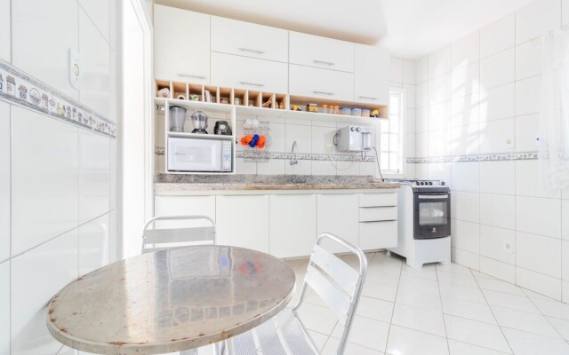 GB08 Casa 4 Suites em Guarajuba