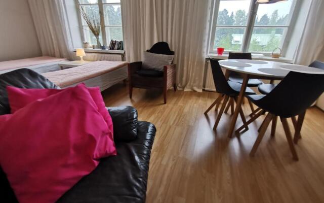 Relaxing Beatiful Studio - Sauna Bath Facility