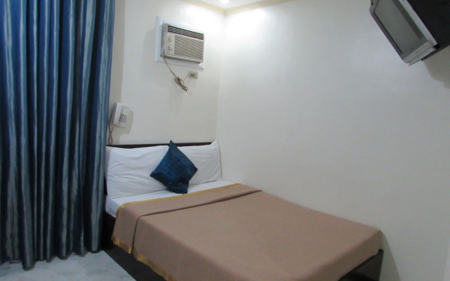 Oyster Plaza Hotel
