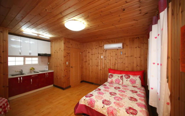 Taean Caribbean Heart Pension