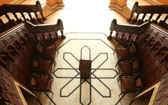 Garvaish Luxury Hotel