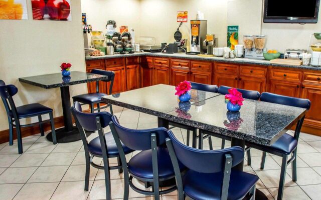 Quality Inn & Suites North