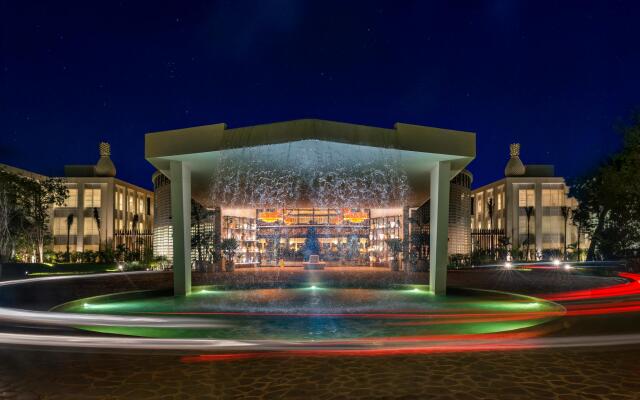 Курортный отель Ocean Riviera Paradise