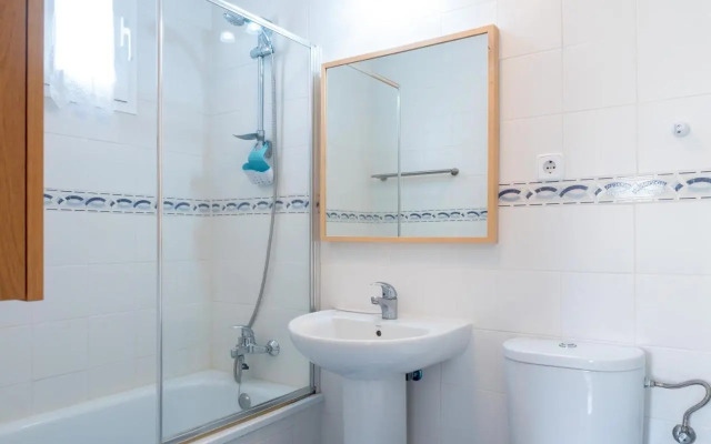 2263-Beautiful apt close from beach