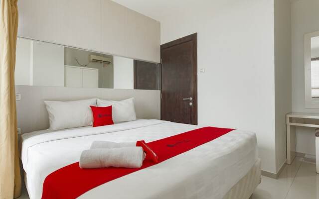 RedDoorz Apartment near Grand City Mall