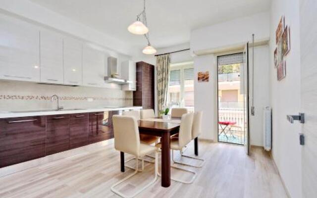 Oksana's Bernadette Apartment