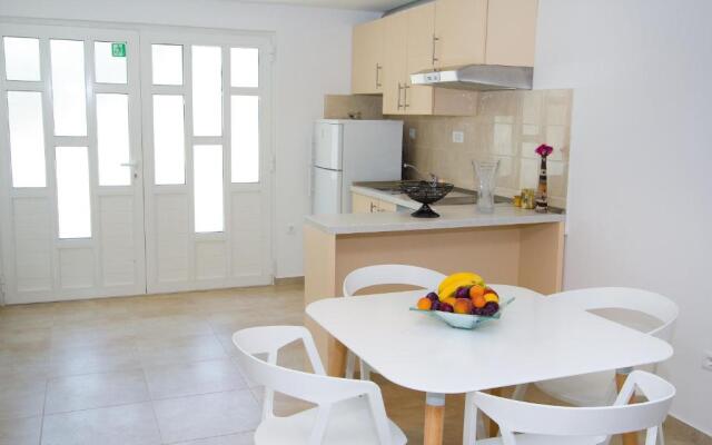Apartments Put Plokita