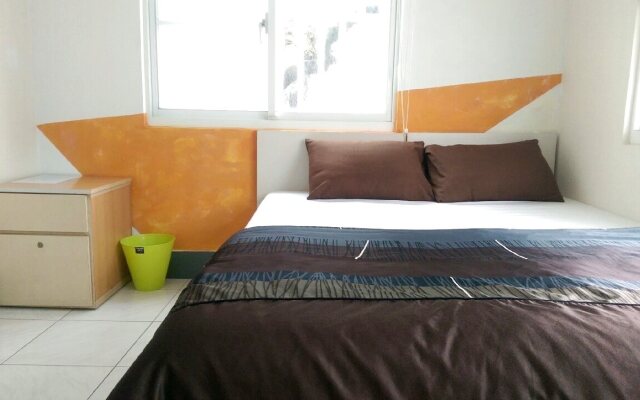 Cozy Hostel