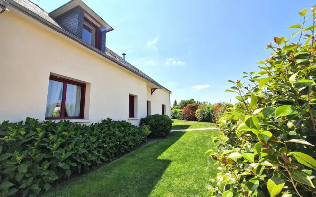 Holiday Villa With Pool in Sarzeau