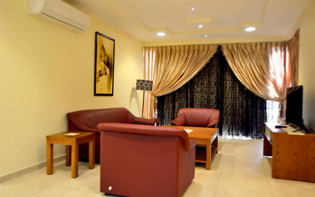 Public Security Hotel & Chalets