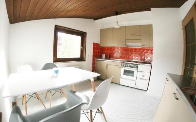 Family Friendly Chalet - Central with Beautiful Mountain Views
