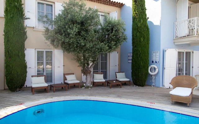 Port Alacati Hotel