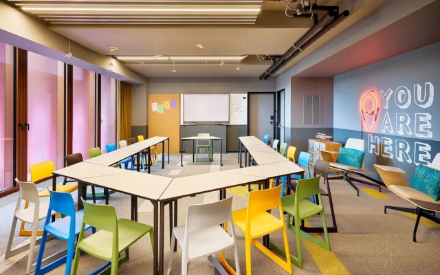 Moxy Luxembourg Airport