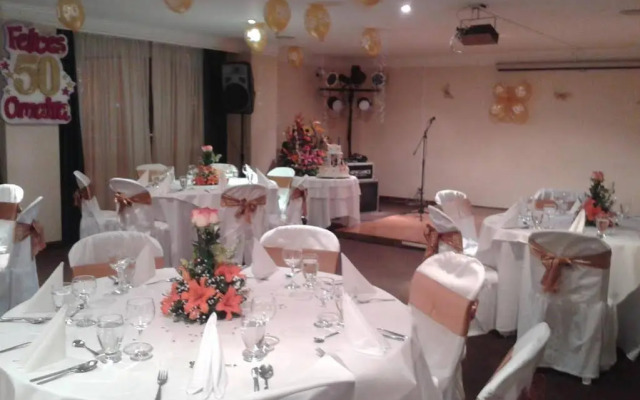 Hotel Dinastia Real