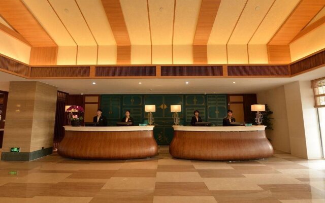 Meicheng Swan Lake Resort Hot Spring