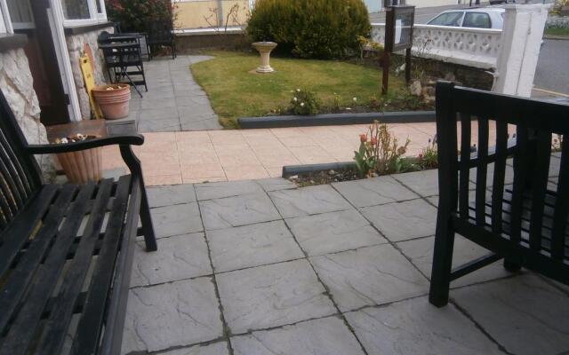 Min y Don Llandudno