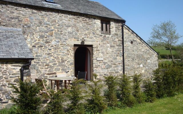 Lovely Cottage in Tavistock With Barbecue