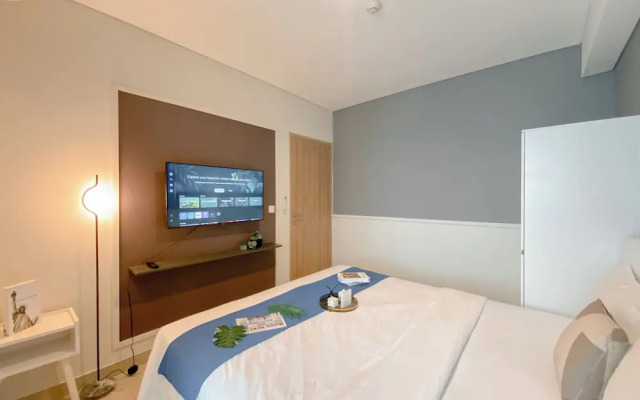 Good Choice and Homey 2BR Apartment Tamansari Iswara
