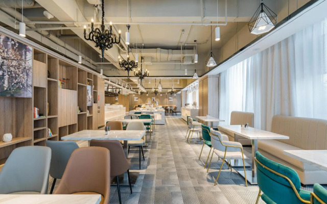 Atour Hotel Zhenxing Road Tongxiang