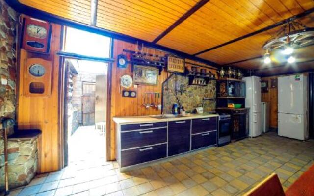 Guest House on Kolkhoznaya 74