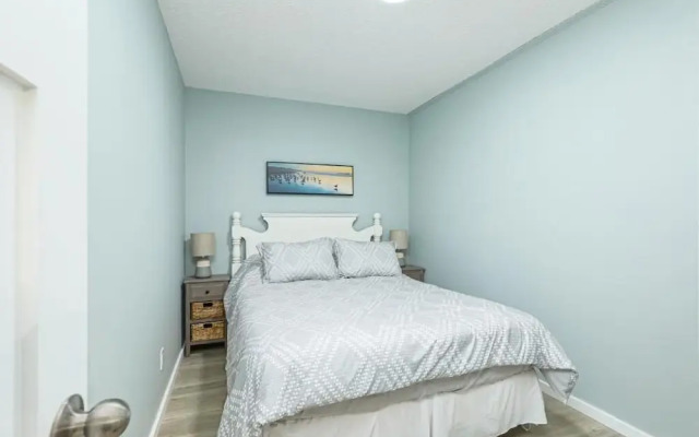 The Alpine - Central Collingwood Condo
