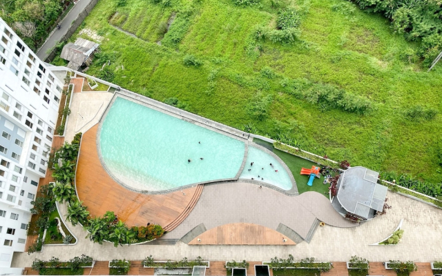 Comfot Studio At 28Th Floor Patraland Urbano Apartment