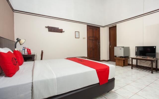 RedDoorz near Balai Kota Malang