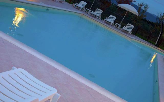 Villa in Cannara With Pool Near Assisi