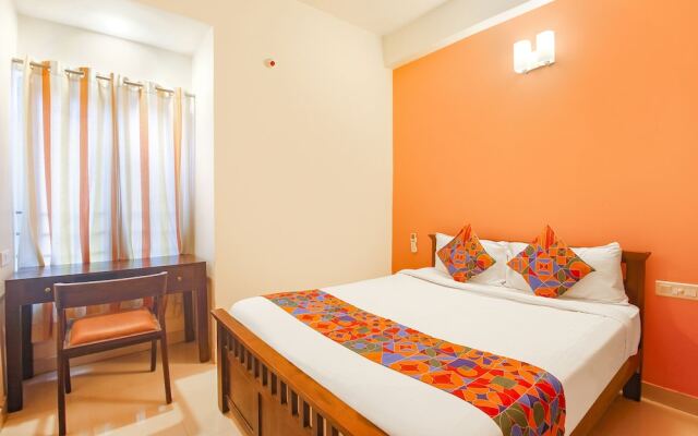 Collection O 77188 Corner Courtyard