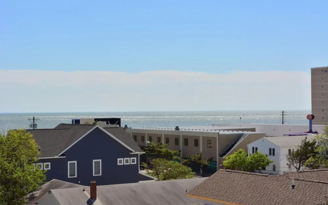 Wilmington Avenue 20B