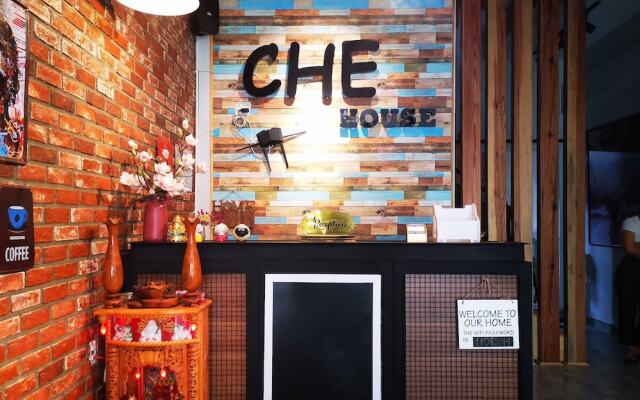 Dalat Che House