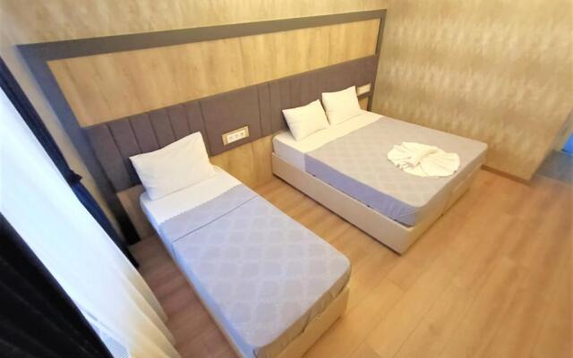 Avcilar Elit Hotel (29 Km Away From Istanbul)