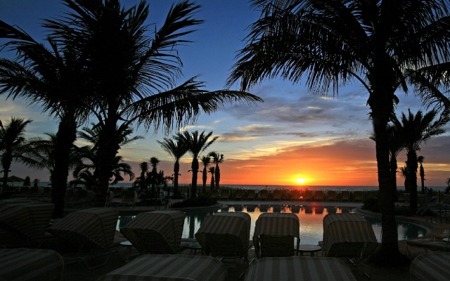 Sandpearl Resort