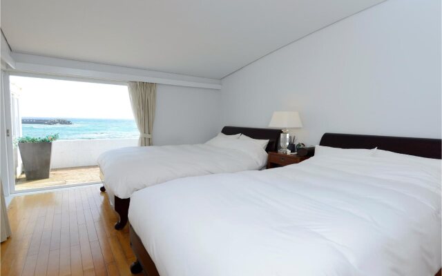 HAYAMA Funny house