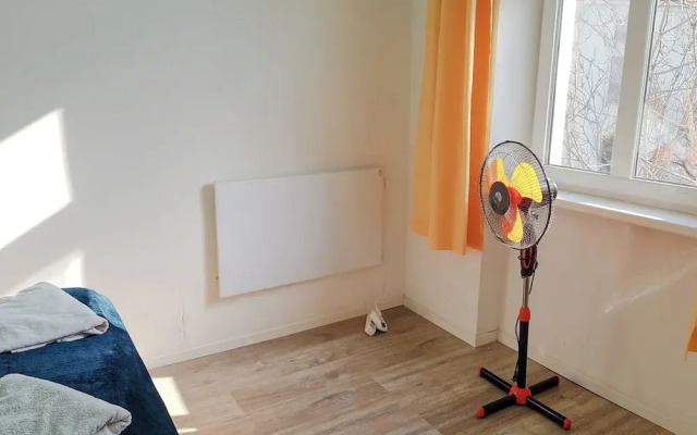 Large 2BR Apt Ideal for Long Stays