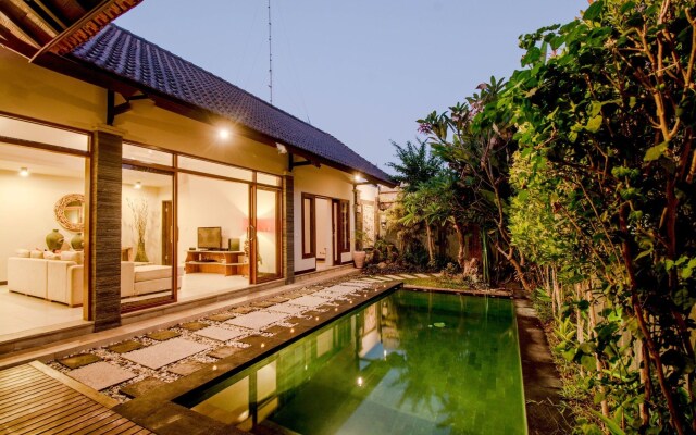 Seminyak Happy Villa