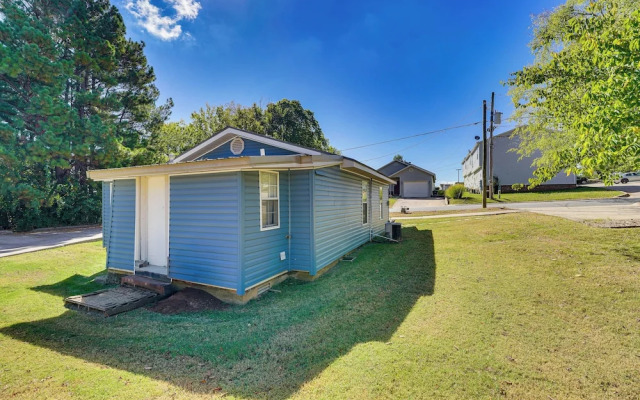 Idyllic Fayetteville Home - Walk to UA Campus!