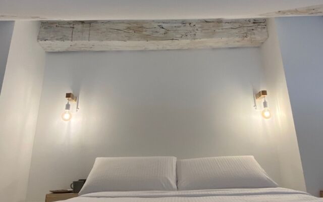 Pietro Micca 4 - Mansarda in Bianco P IVA