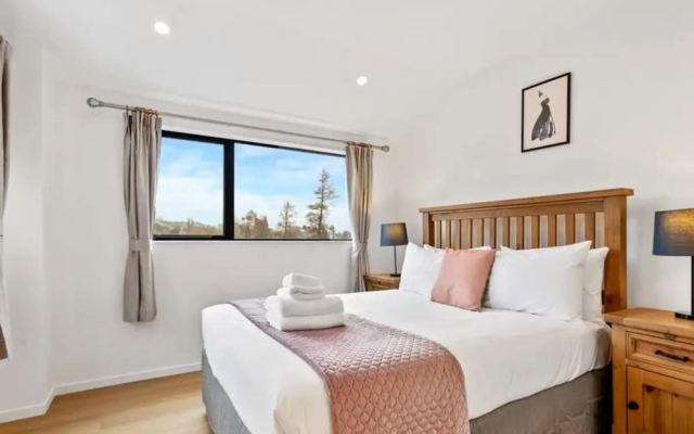 Brand New Three Bedroom Townhouse With Garage