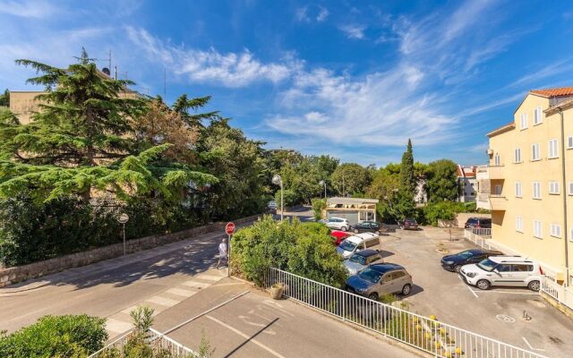 Hedera Estate, Hedera A37