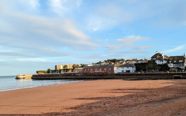 English Riviera Coastal Holiday Home in Devon UK