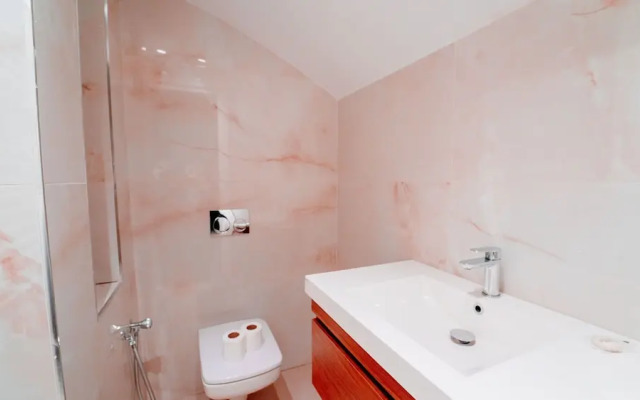 Villa Malaga Luxury for 10 in Central Marsa