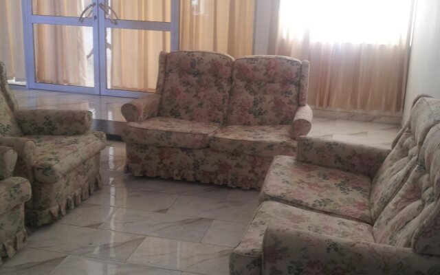 Lagoon Waves Hotel