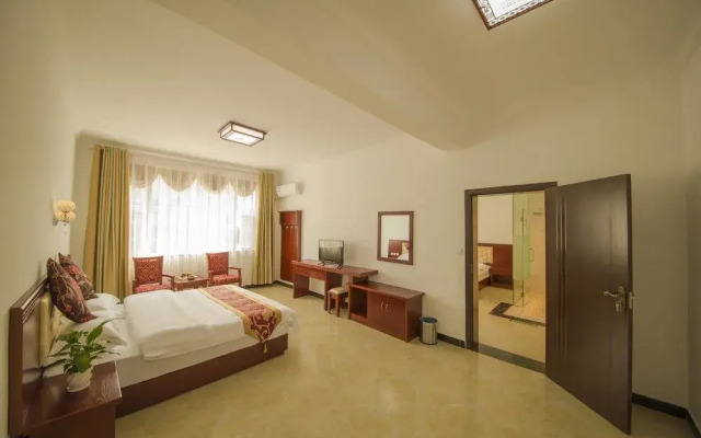 LV QI Hotel