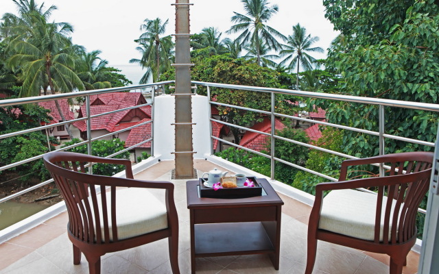 Samui First House Hotel