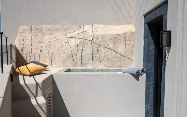 White Orchid Boutique Apartments