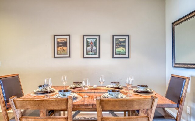 Deschutes Landing at the Old Mill Riverfront