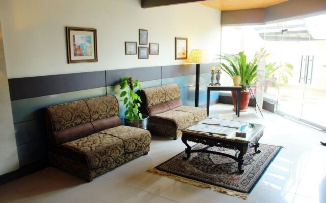 Hotel One Gujrat
