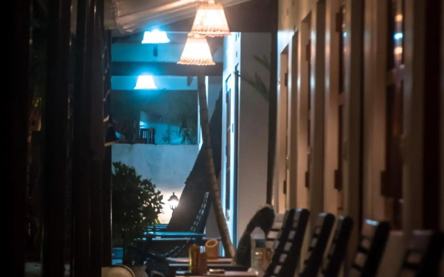 Central Beach Inn