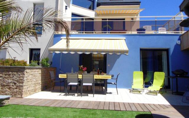 Cap Houses - Maison Bleue